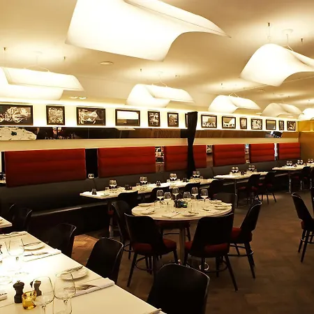 Hotel Ferdinand - Bar - Restaurant