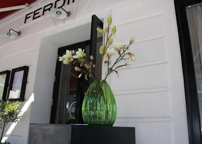 Ferdinand – Bar – Restaurant Hotel Århus