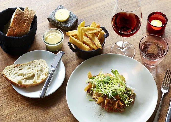 Ferdinand - Bar - Restaurant 4*